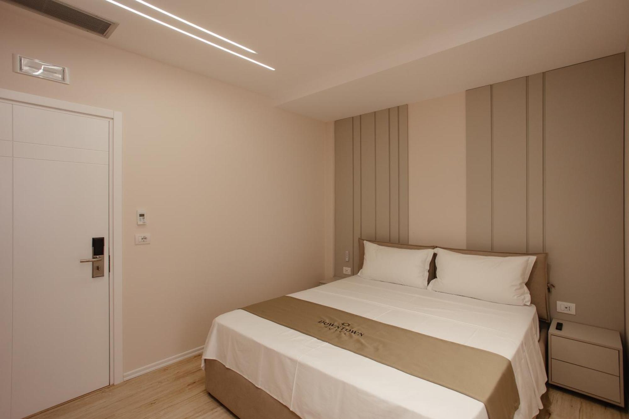 Downtown Hotel Shkodër 外观 照片