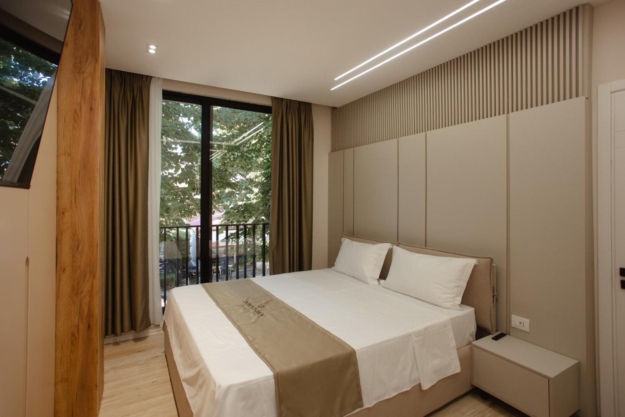 Downtown Hotel Shkodër 外观 照片