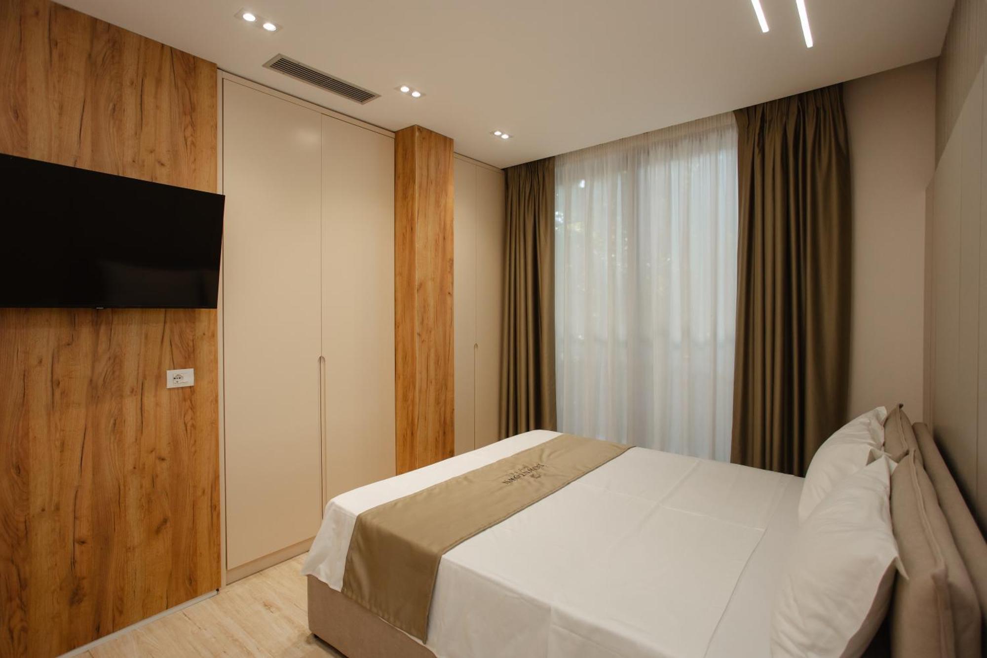 Downtown Hotel Shkodër 外观 照片
