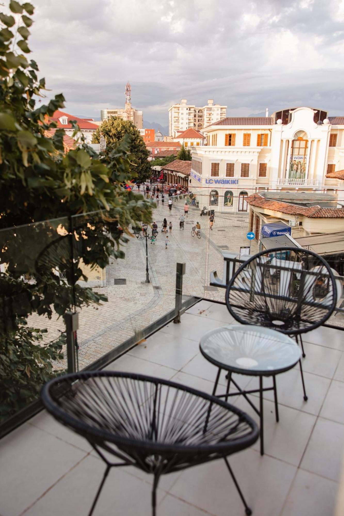 Downtown Hotel Shkodër 外观 照片